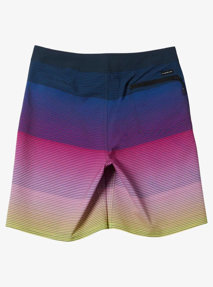 Quiksilver 816 Surfsilk Massive 17034 Boardshorts Dark Navy Boys Boardshorts Quiksilver 816 Surfsilk Massive 17034 Boardshorts Dark Navy Boys Boardshorts