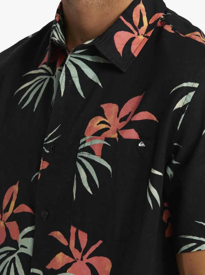 Quiksilver Apero Classic Short Sleeve Woven Shirt Black Aop Mix Bag Ss Mens Shirts and Polos Quiksilver Apero Classic Short Sleeve Woven Shirt Black Aop Mix Bag Ss Mens Shirts and Polos