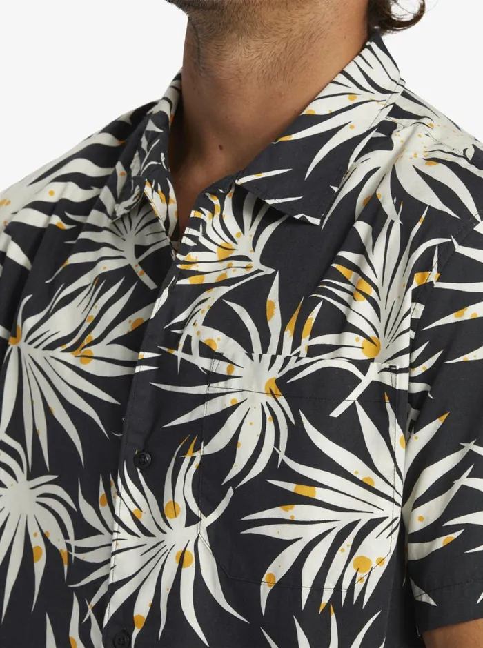 Quiksilver Beach Club Casual Short Sleeve Woven Shirt Black Aop Better Ss Mens Shirts and Polos Quiksilver Beach Club Casual Short Sleeve Woven Shirt Black Aop Better Ss Mens Shirts and Polos