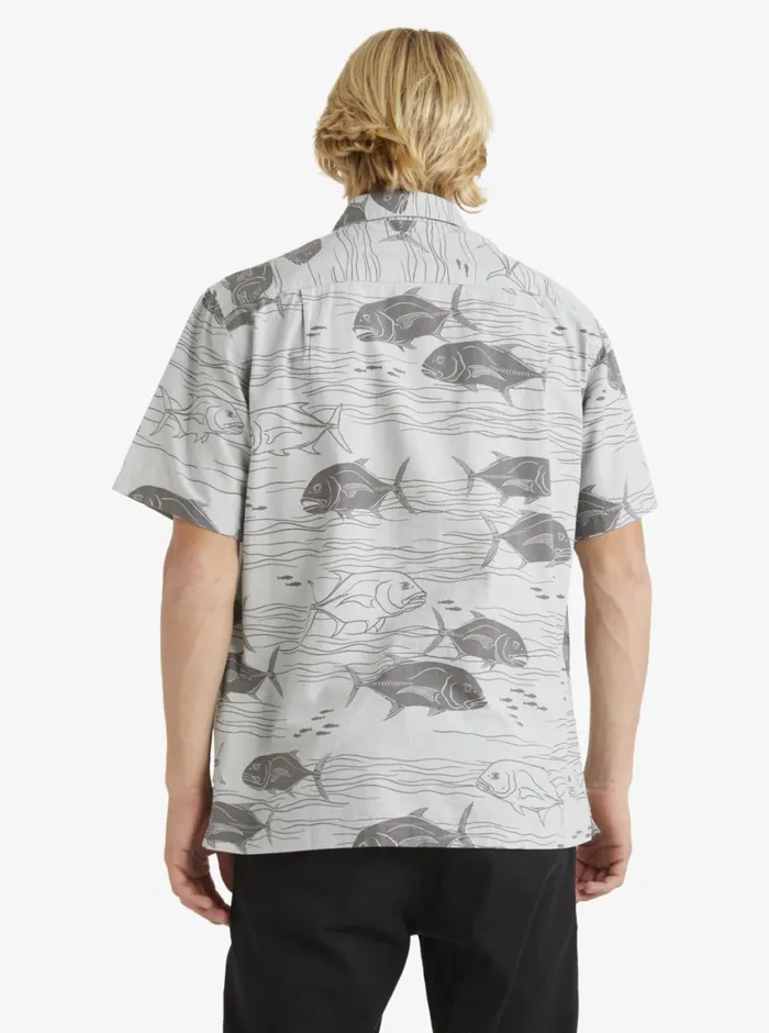 Quiksilver Dive Sites Woven Shirt Harbor Mist Dive Sites MensWaterman Shirts and Polos Quiksilver Dive Sites Woven Shirt Harbor Mist Dive Sites MensWaterman Shirts and Polos