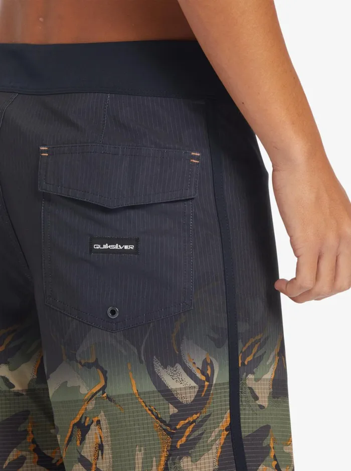 Quiksilver Highline Scallop 19034 Boardshorts Four Leaf Clover Mens Shorts and Amphibians Quiksilver Highline Scallop 19034 Boardshorts Four Leaf Clover Mens Shorts and Amphibians