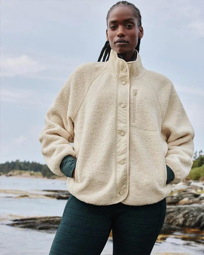 RWandCO Activewear Sherpa Jacket 8211 Hyba 124 Regular 124 Reitmans Birch 8211 Women RWandCO Activewear Sherpa Jacket 8211 Hyba 124 Regular 124 Reitmans Birch 8211 Women
