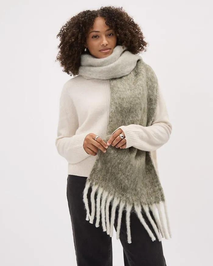 RWandCO Hats Gloves and Scarves ColourBlocked Chunky Scarf Green Color Block Multi 8211 Women RWandCO Hats Gloves and Scarves ColourBlocked Chunky Scarf Green Color Block Multi 8211 Women