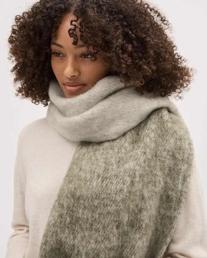 RWandCO Hats Gloves and Scarves ColourBlocked Chunky Scarf Green Color Block Multi 8211 Women RWandCO Hats Gloves and Scarves ColourBlocked Chunky Scarf Green Color Block Multi 8211 Women