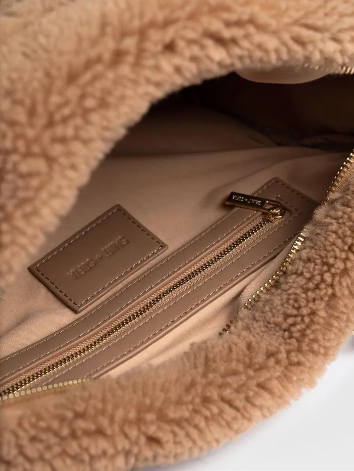 Saint And Sofia Cross Body Bags Women Teddy Woven Duffle Bag 8211 Caramel Caramel