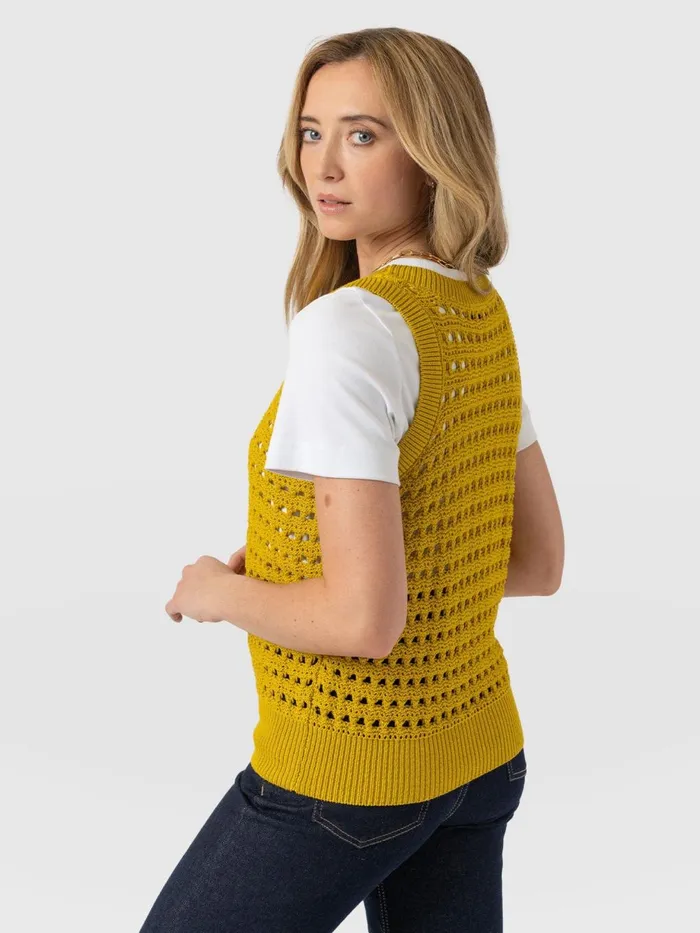 Saint And Sofia Knitwear Women Adler Sleeveless Knit 8211 Mustard Mustard