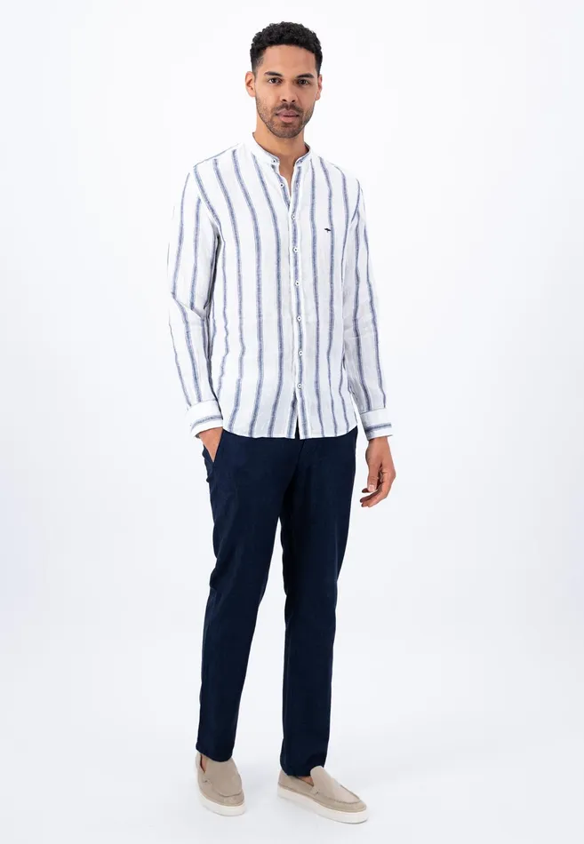 Sale Men FYNCHHATTON Light Linen Shirt With Stand up Collar And Subtle Stripes Whitesummer Breeze Sale Men FYNCHHATTON Light Linen Shirt With Stand up Collar And Subtle Stripes Whitesummer Breeze
