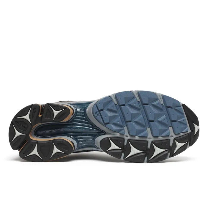 Saucony ProGrid Triumph 4 Winter Tech Caviar Morel MenWomen Lifestyle Saucony ProGrid Triumph 4 Winter Tech Caviar Morel MenWomen Lifestyle
