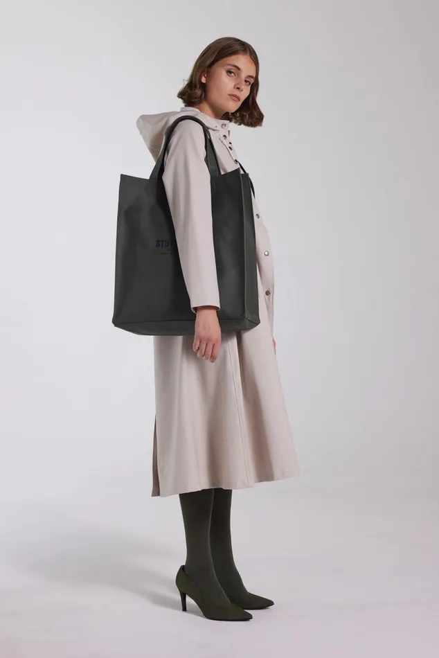 Stutterheim Mosebacke Long Raincoat Light Sand Women Long Raincoats