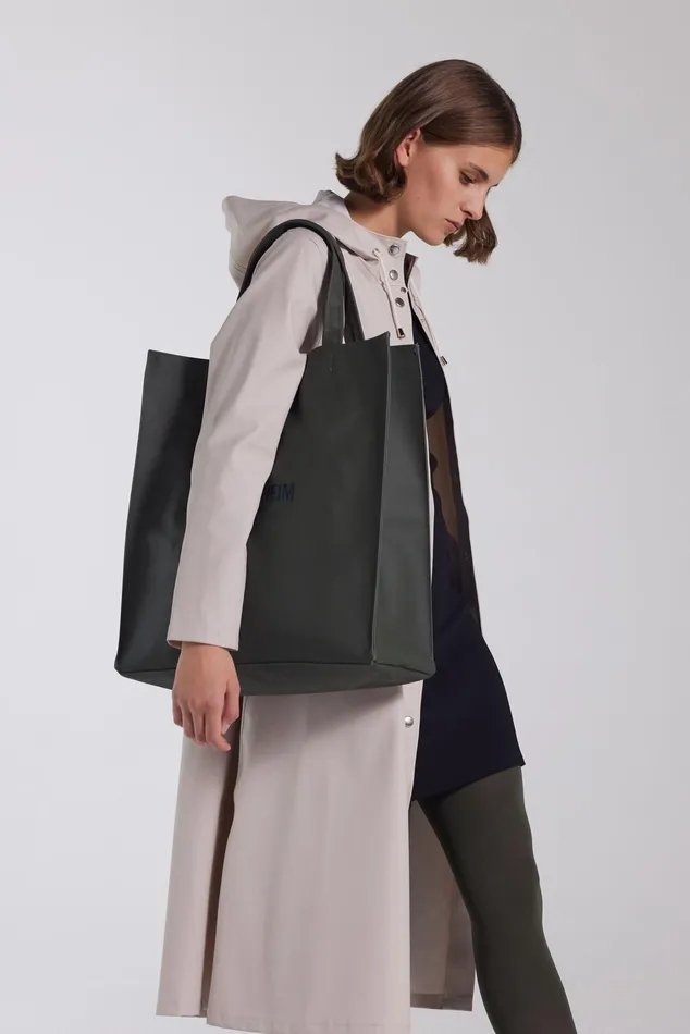 Stutterheim Stylist Bag Green Women Tote Bags