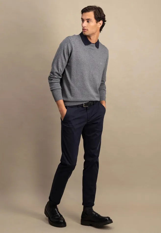 Sweater Men FYNCHHATTON Fine Knitting Sweater With A Circular Neckline Navysteelcharcoalazure