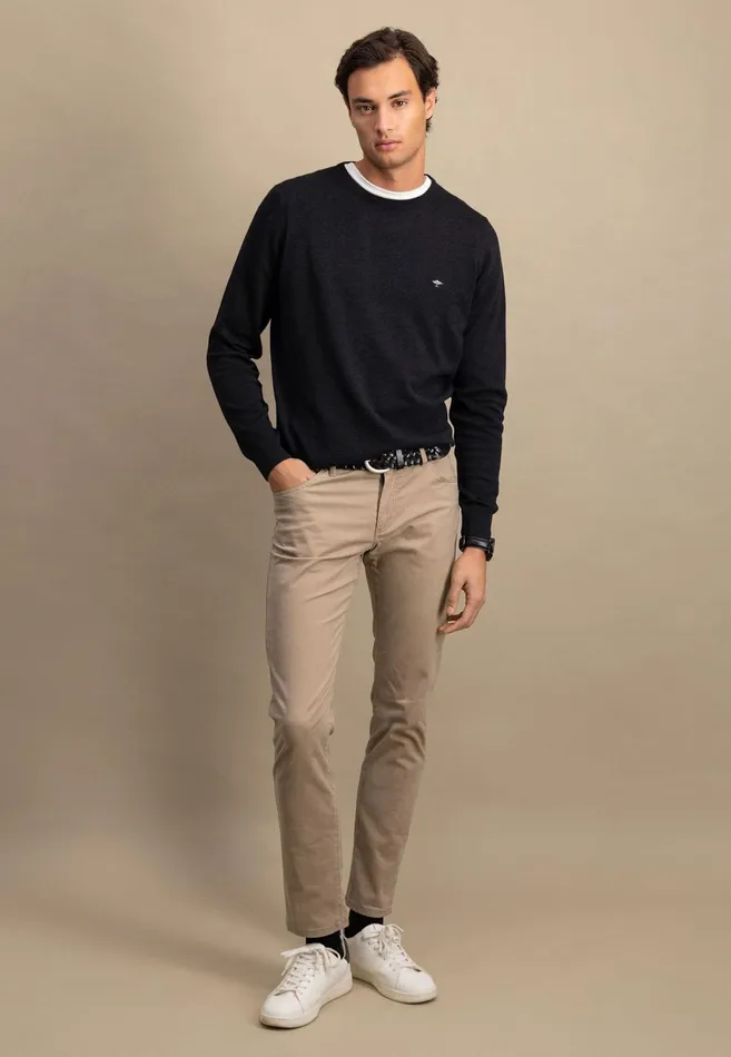 Sweater Men FYNCHHATTON Fine Knitting Sweater With A Circular Neckline Navysteelcharcoalazure