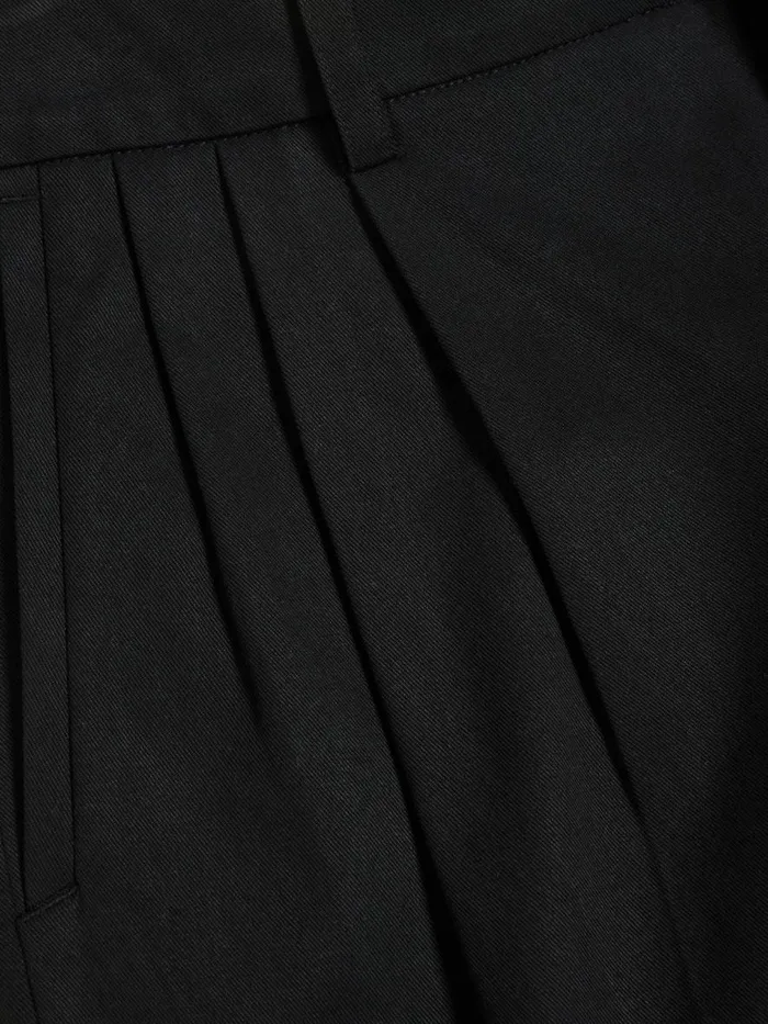 Trousers and Shorts Men Holzweiler Lino Pleat Shorts Black