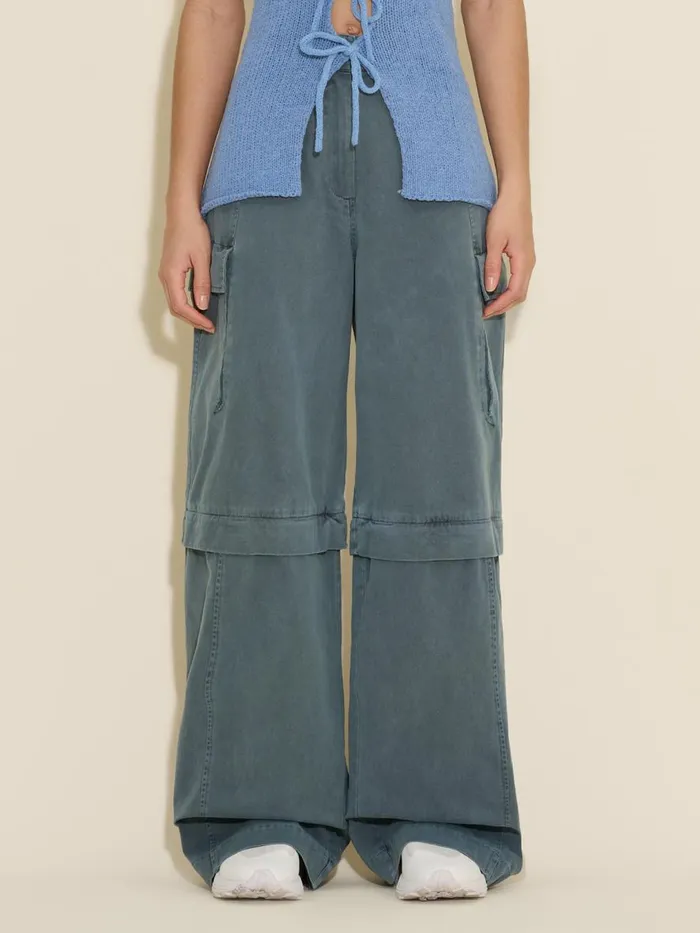 Trousers and Shorts Women Holzweiler Gorti Trousers Blue