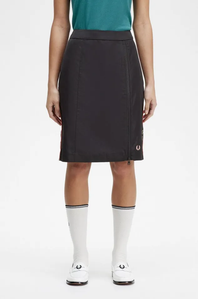 Women Amy Winehouse FoundationZip Detail Skirt Black Fred Perry Trousers and Skirts Women Amy Winehouse FoundationZip Detail Skirt Black Fred Perry Trousers and Skirts