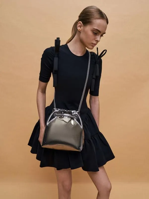 Women Caia Metallic ChainHandle Tote Bag 8211 Pewter CHARLES and KEITH Slouchy Bags