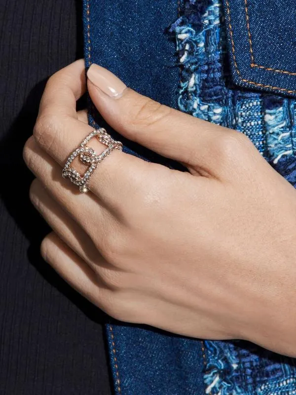 Women Gabine Swarovski Crystal ChainLink Ring 8211 Rose Gold CHARLES and KEITH Rings Women Gabine Swarovski Crystal ChainLink Ring 8211 Rose Gold CHARLES and KEITH Rings