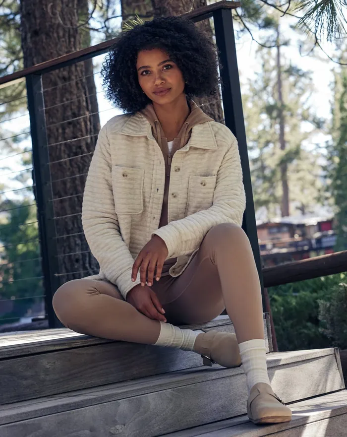 Women Jackets TravisMathew SERENE HORIZON SHACKET Heather Eggnog