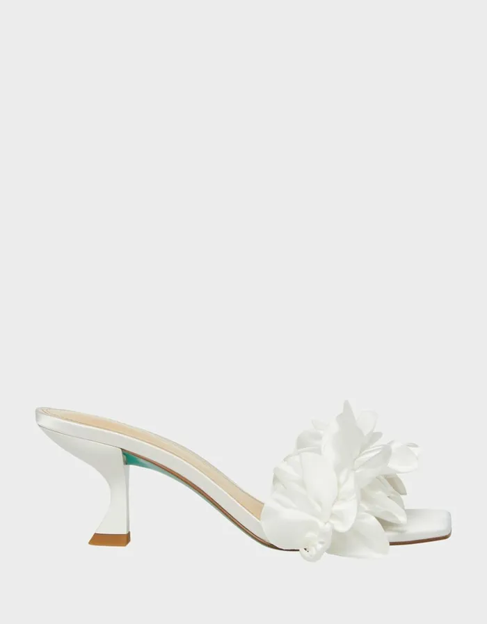 Women KIMI IVORY Ivory Betsey Johnson
