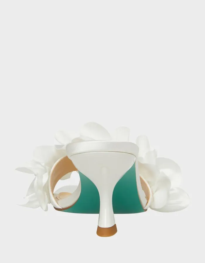 Women KIMI IVORY Ivory Betsey Johnson
