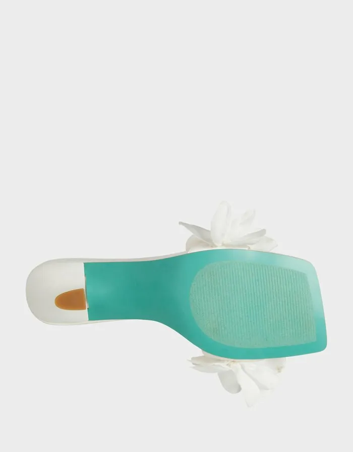Women KIMI IVORY Ivory Betsey Johnson
