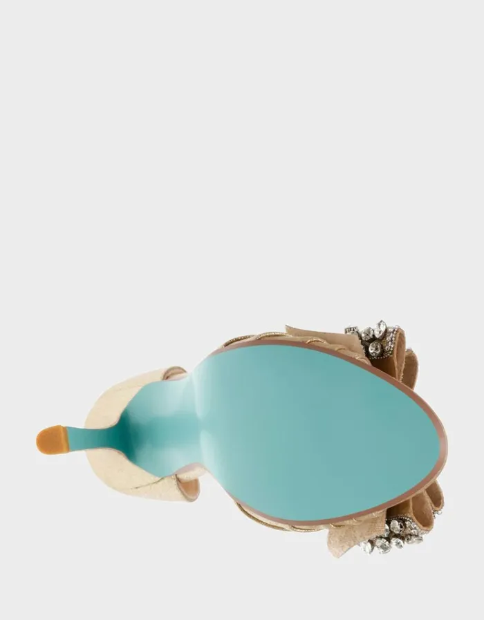 Women LANDN GOLD Gold Betsey Johnson