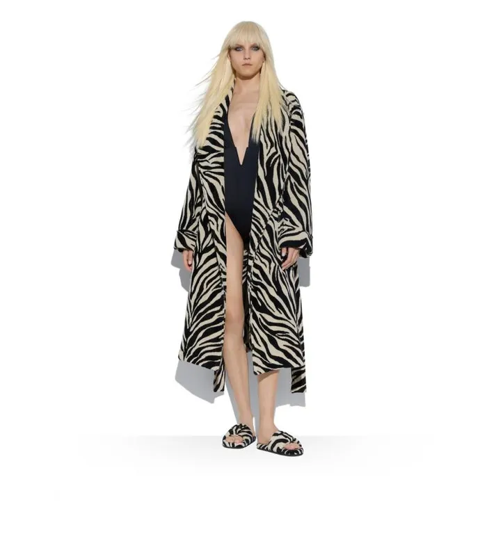 Women Pajamas and Robes Tom Ford Zebra Jacquard Towelling Cotton Robe Black Beige Women Pajamas and Robes Tom Ford Zebra Jacquard Towelling Cotton Robe Black Beige