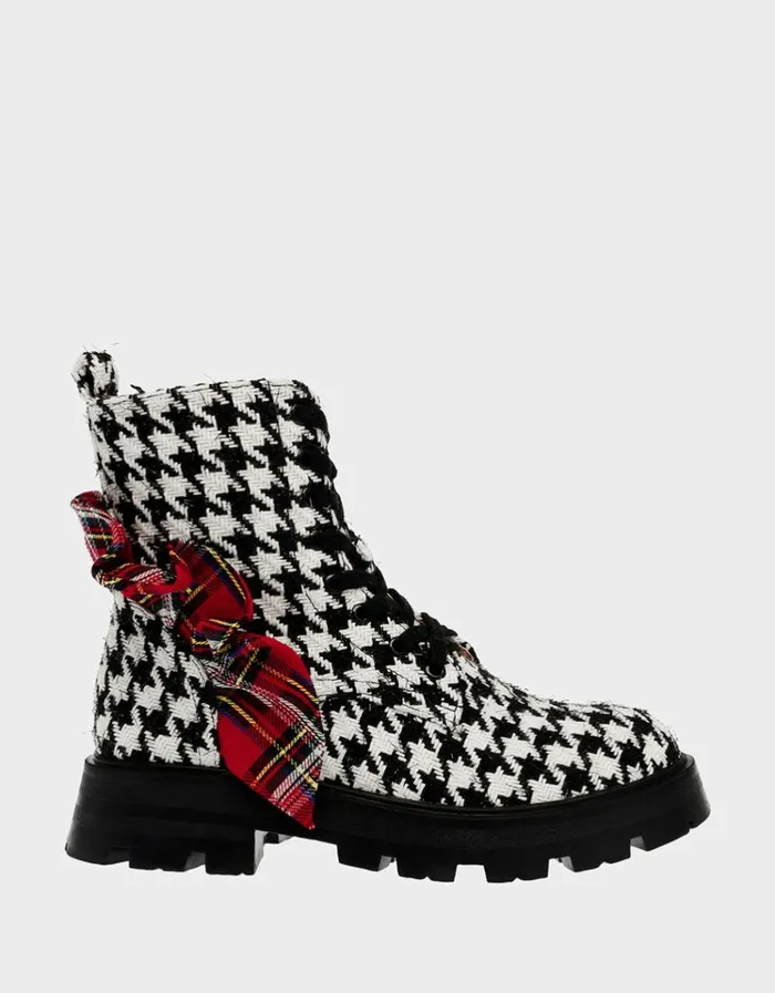 Women ROZEY BLACKWHITE Black White Betsey Johnson