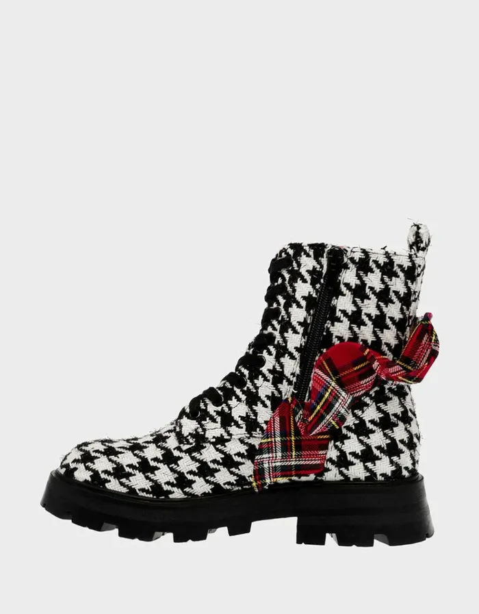Women ROZEY BLACKWHITE Black White Betsey Johnson