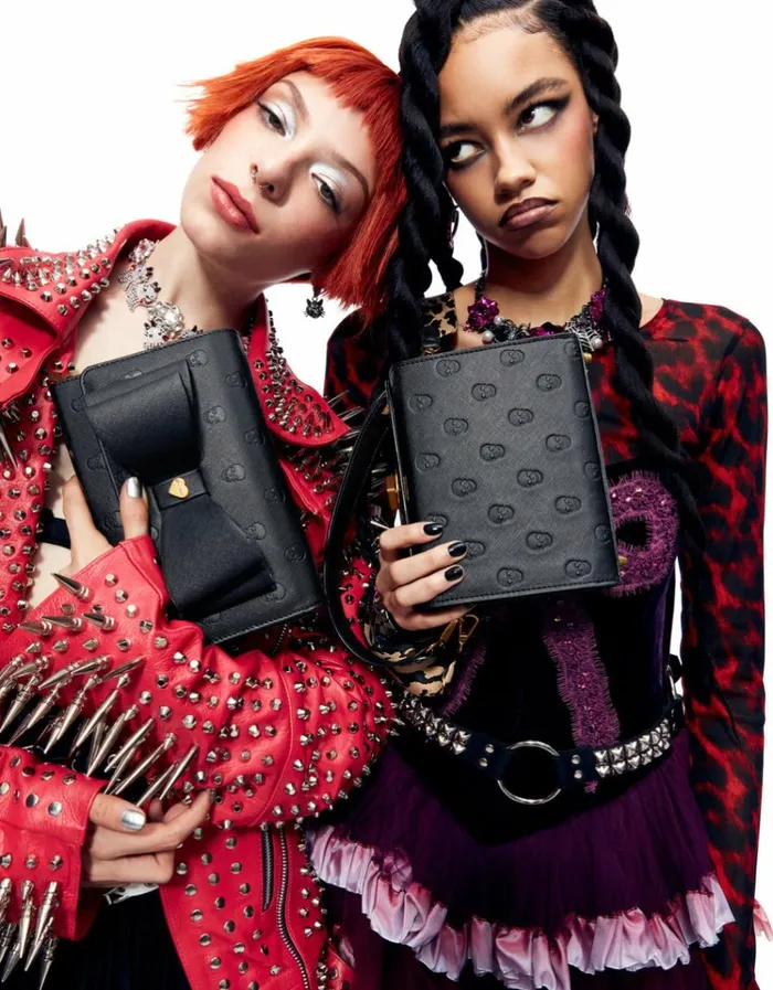 Women SKULLICIOUS BOX BAG BLACK Betsey Johnson Women SKULLICIOUS BOX BAG BLACK Betsey Johnson