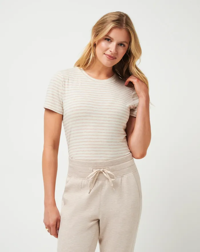 Women Tees TravisMathew CLOUD JERSEY TEE Heather Oxford Tan Stripe