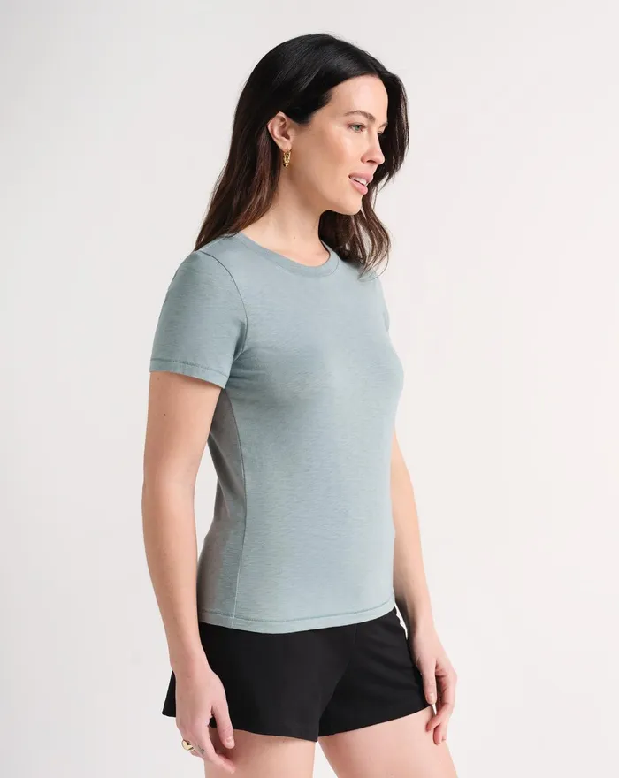 Women Tees TravisMathew CLOUD JERSEY TEE Trooper