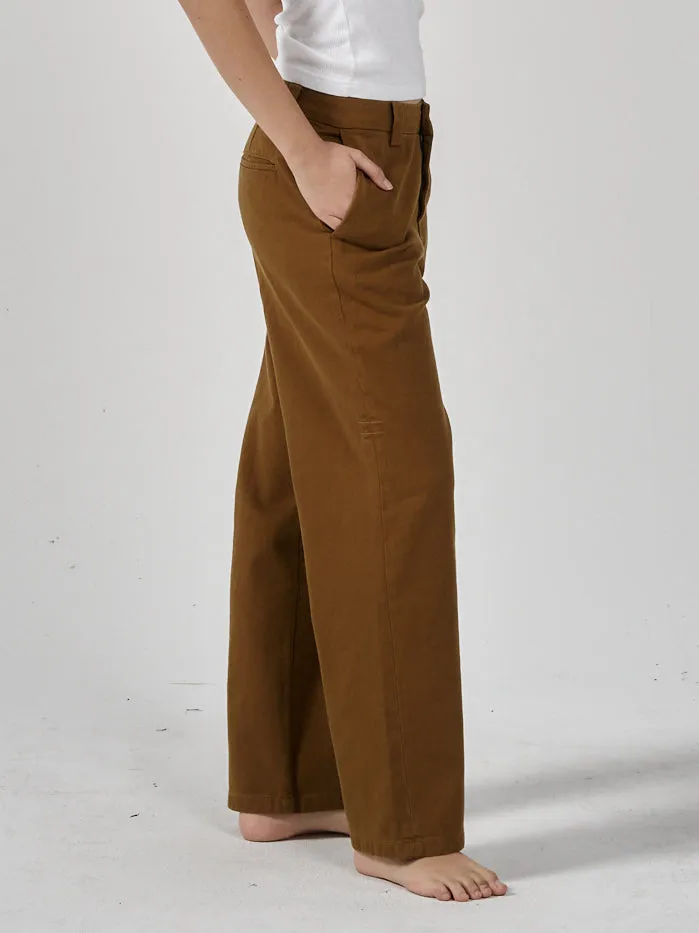 Womens Lax Low Slung Pant Tobacco Thrills Pants