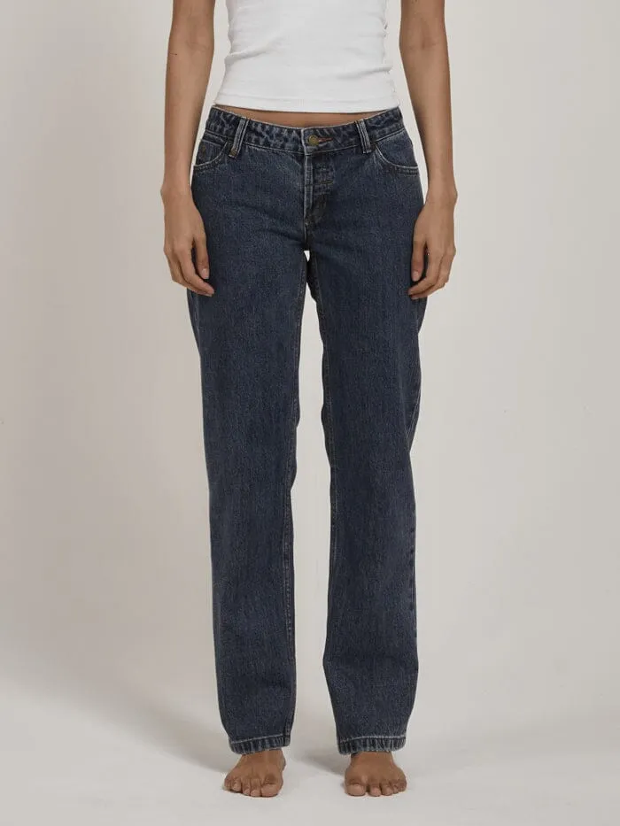 Womens Saskia Low Straight Jean Worn In Blue Thrills Denim