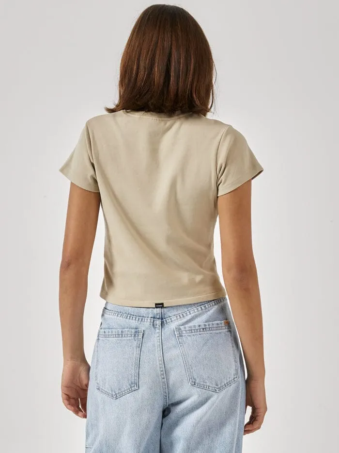 Womens Superior Mini Tee Sandstone Thrills Tops and Tees