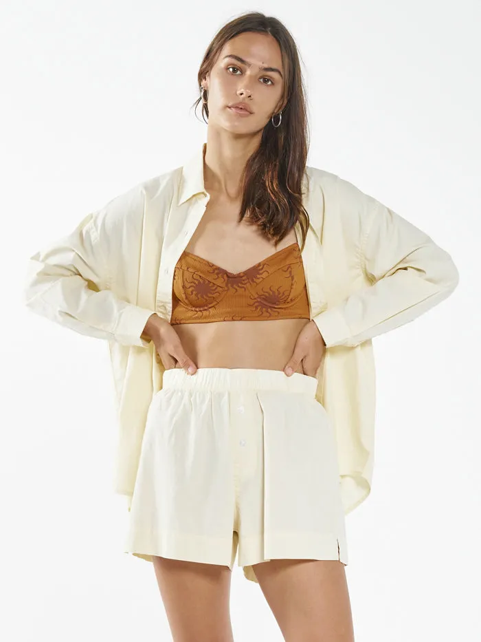 Womens Taylor Classic Shirt Sunlight Thrills Tops and Tees
